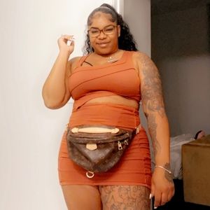 Meet your Posher, Leah